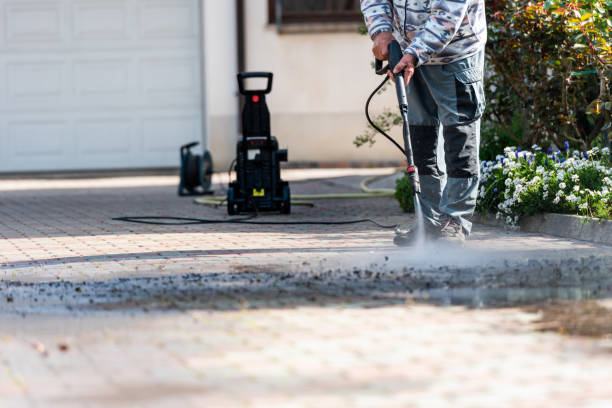 Best Pressure Washing Contractors  in Clearlake, CA